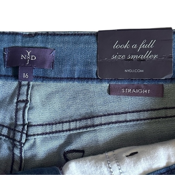 NYDJ Straight Leg Jeans Size 16 Blue High Rise Stretch Denim NWT Made in USA - Picture 6 of 9
